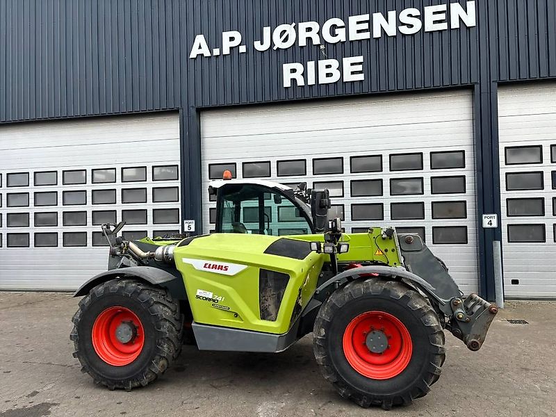 Claas Scorpion 741 Varipower