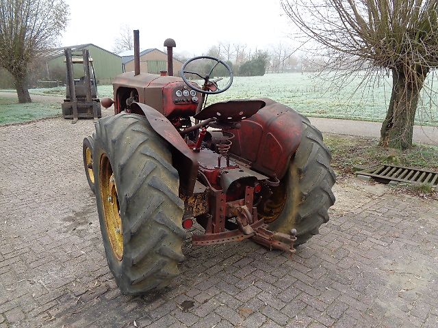 Massey Ferguson massey harris 744