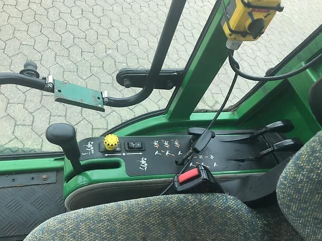 John Deere 1565