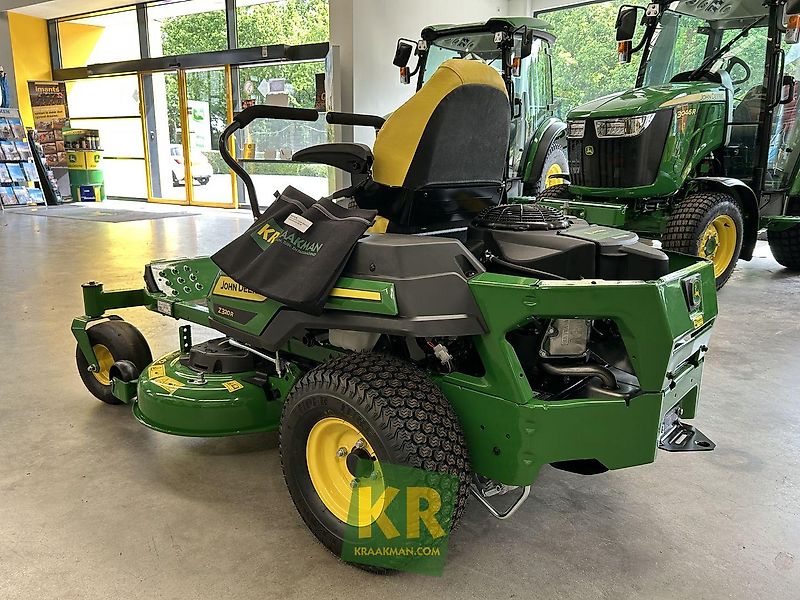 John Deere Z320R #692211
