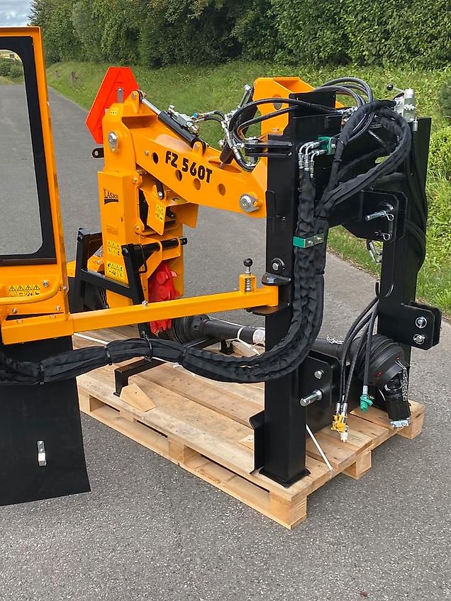 Laski Stubbenfräse Stockfräse Baumstumpffräse Wurzelstockfräse