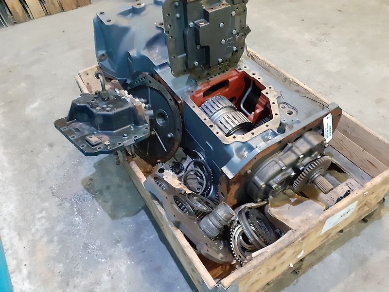 New Holland 7840 (Spare part/Reservedel/Ersatzteil)