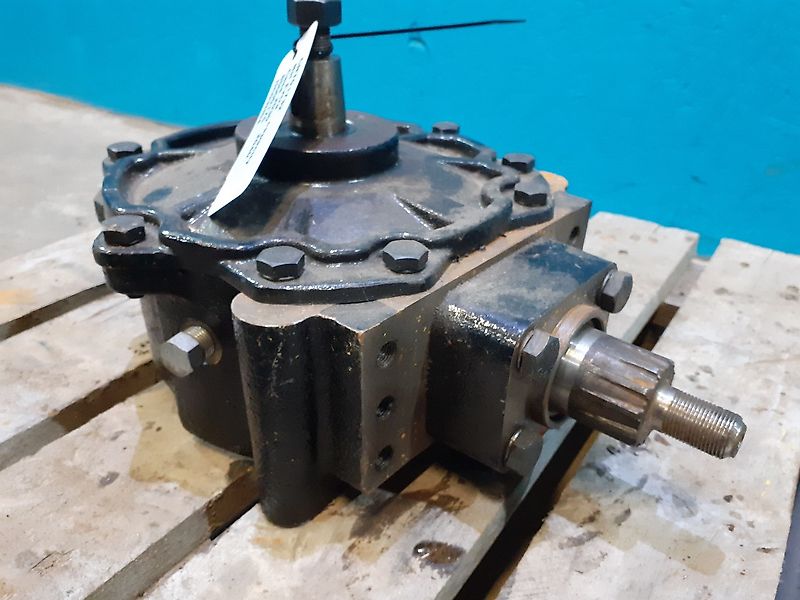 New Holland CR9090 (Spare part/Reservedel/Ersatzteil)