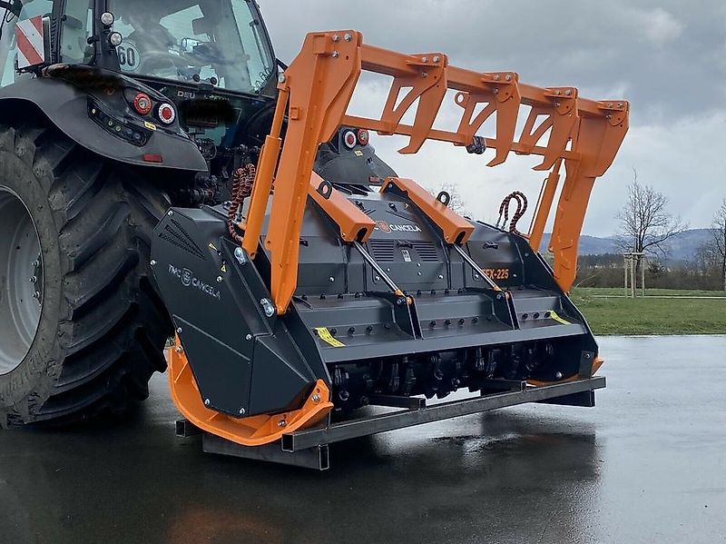TMC Cancela Forstmulcher Forstfräse Mulcher Schlegelmulcher