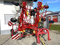 Pöttinger Eurohit 91 AZ - ein 8-er Kreiselheuer mit hydraulisch-klappbarem Transportfahrgestell