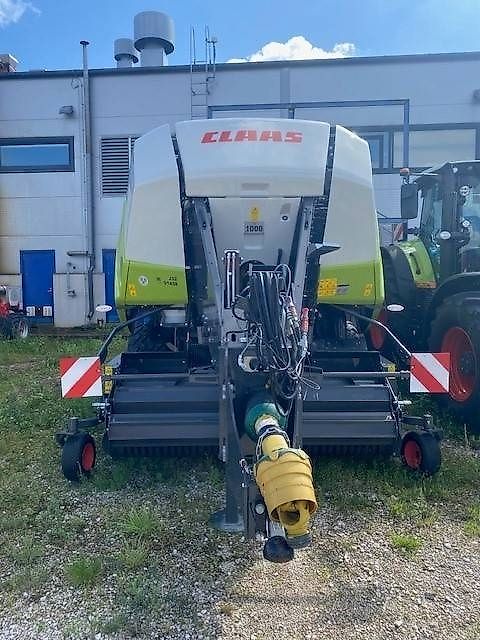 Claas Quadrant 5300 FC Tandem