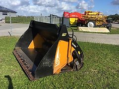 Emily Vega Futterschaufel