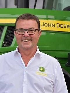 Ansprechpartner Herr Robert Hell